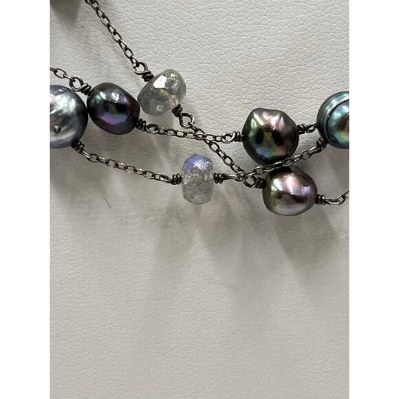Sterling Silver Triple Strand
Gray Baroque Pearl and Labradorite
Necklace 16” - Picture 4 of 16